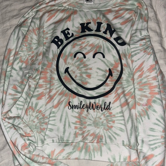 Smiley World be kind sweater size Small - Picture 1 of 2